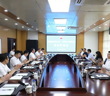 88858cc永利官网董事长夏信德一行与中石油济柴座谈交流，将在新能源领域周全战略相助